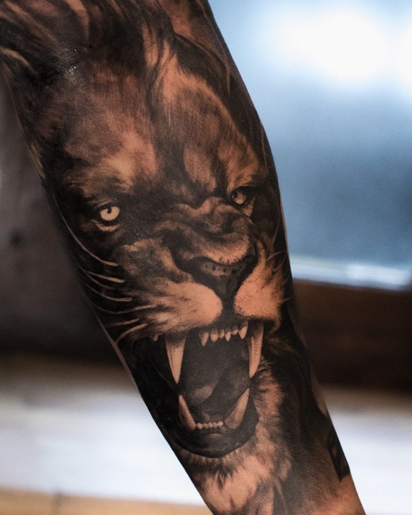 Tatouage de Lion par Bryan Ly